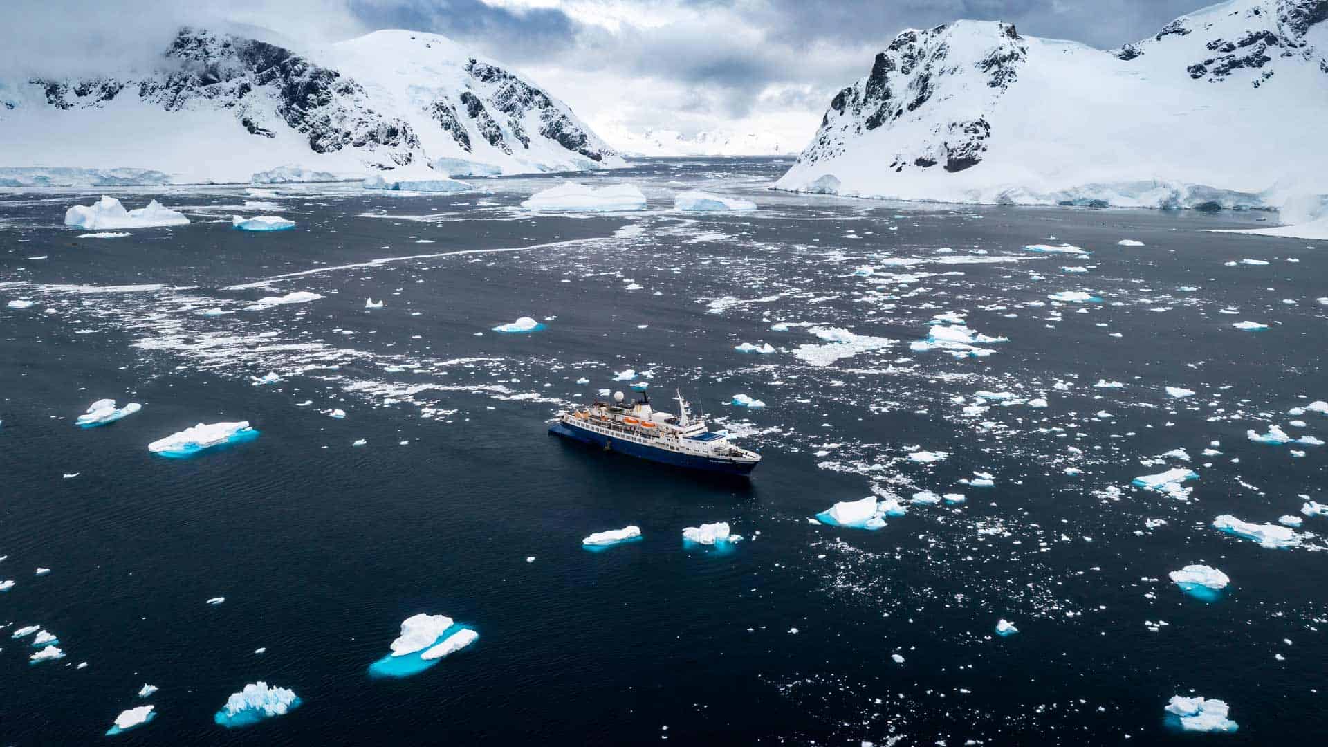 Antarctica Cruise Expedition Guide
