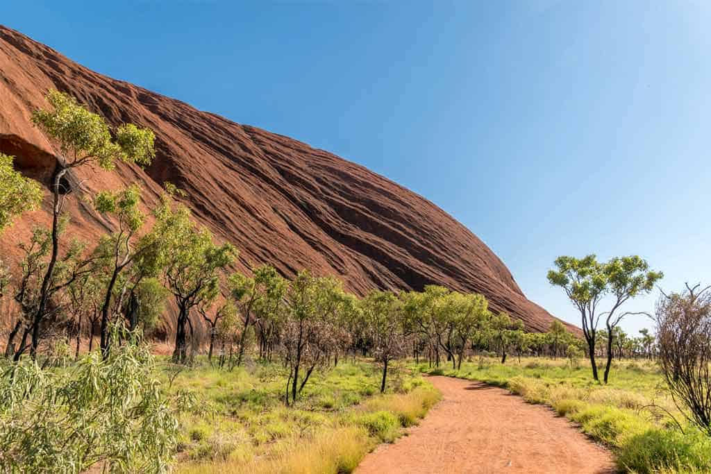 Uluru Walking Trail